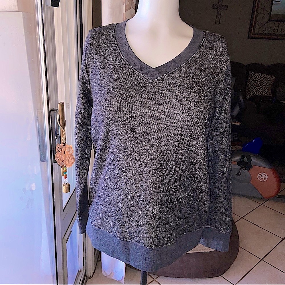Old Navy Dark Grey pullover v-neck sweatshirt Size XS NWOT
